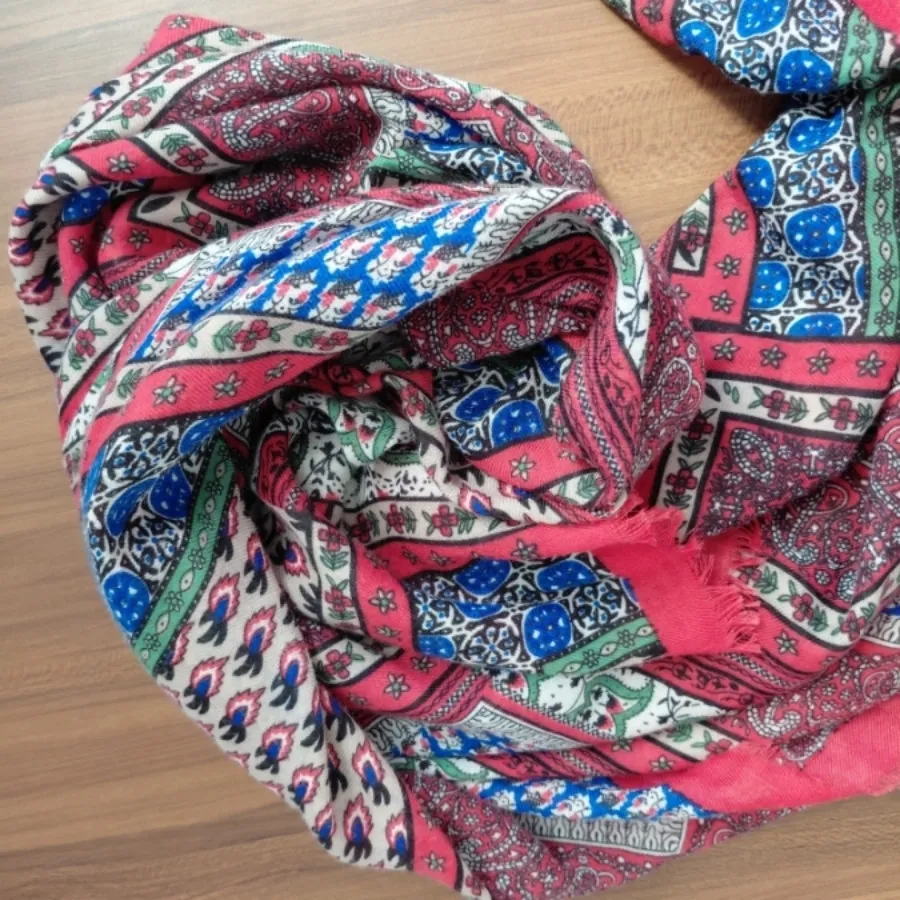 روسری قواره بزرگ