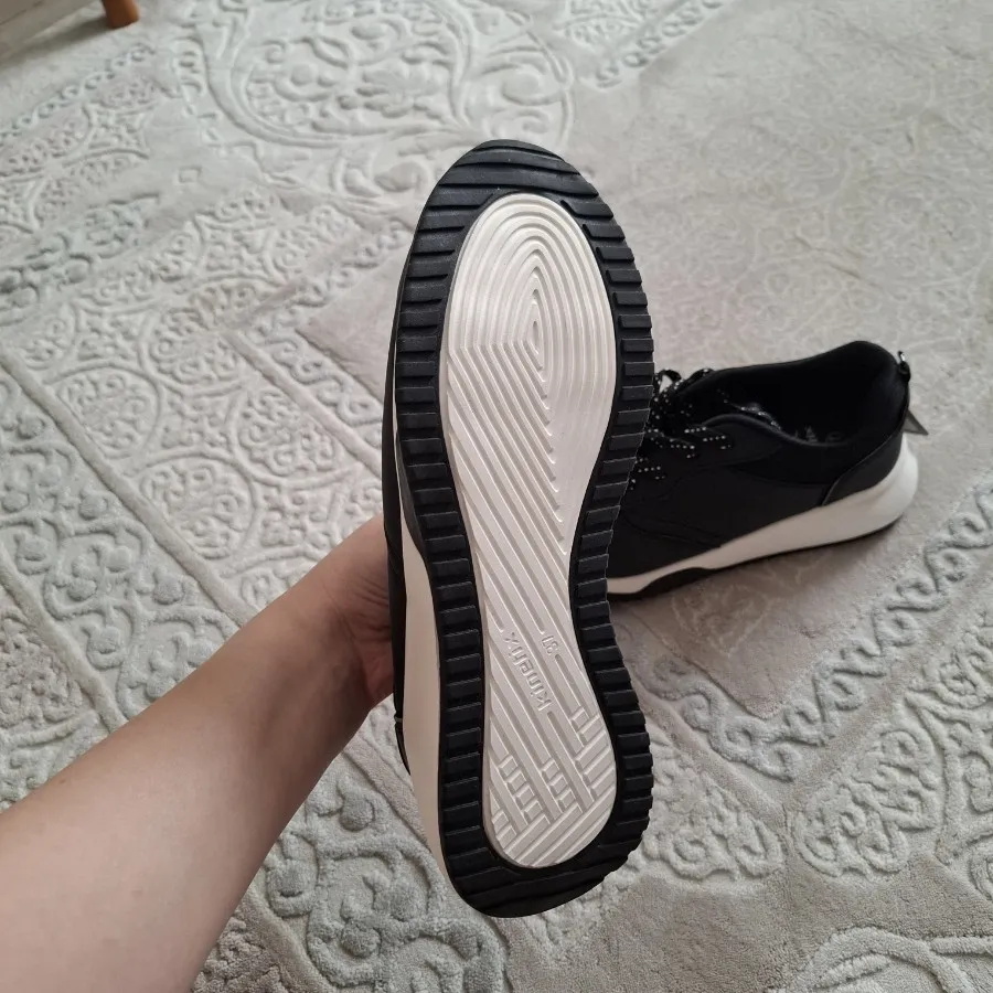 کتونی kinetix  ترکیه‌ای