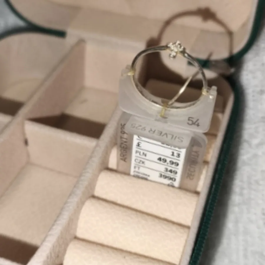 انگشتر نقره