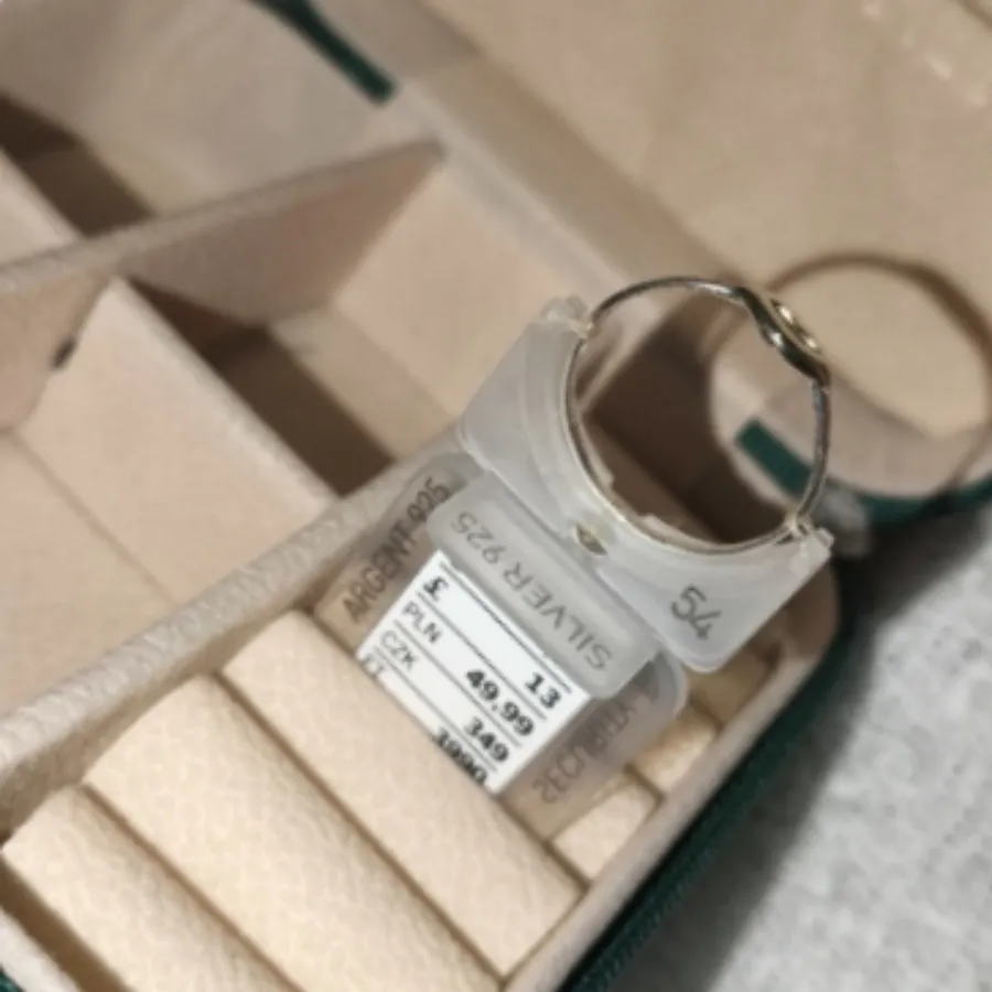 انگشتر نقره