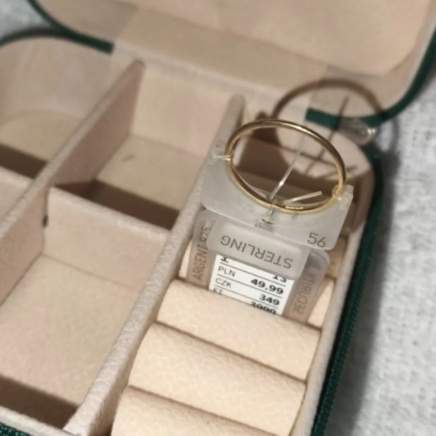 انگشتر نقره