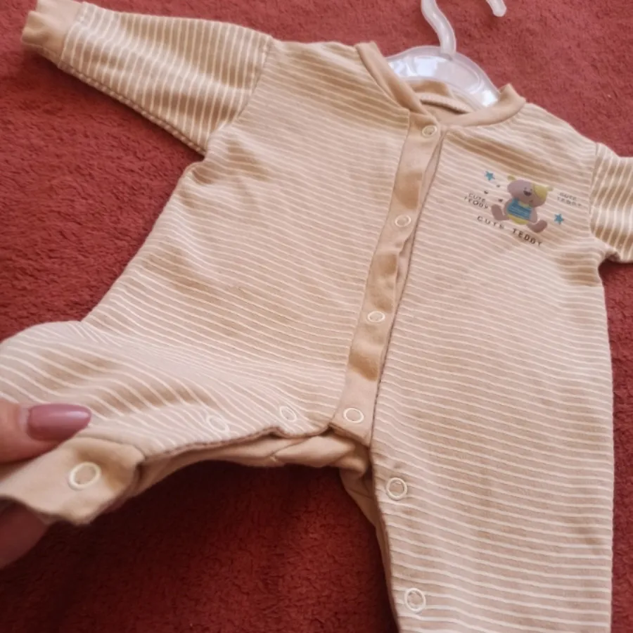 سرهمی نوزاد