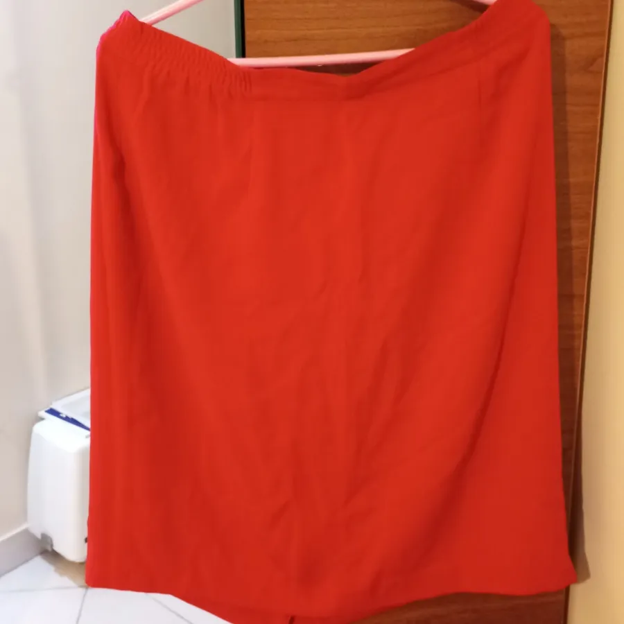 دامن کوتاه ساتن سایز 46