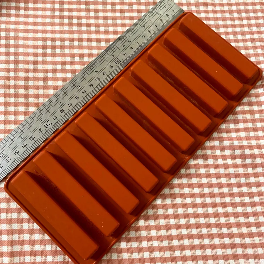 قالب شکلات کیت کت