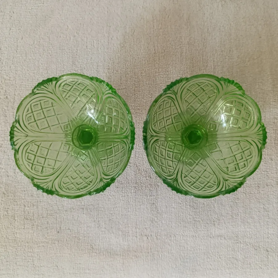 جفت قندان سبز