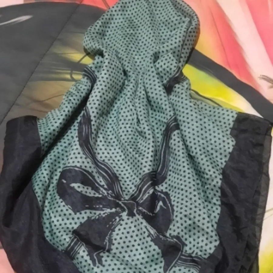 روسری حریر نخ