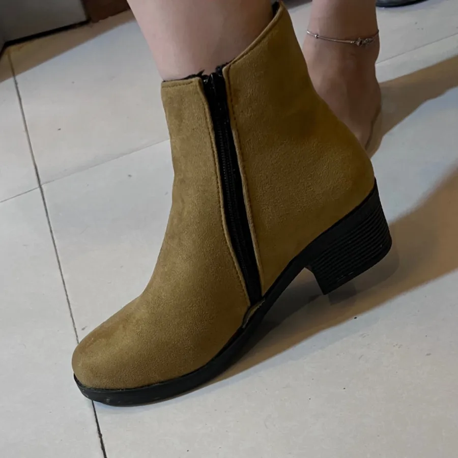 نیم بوت سوییت