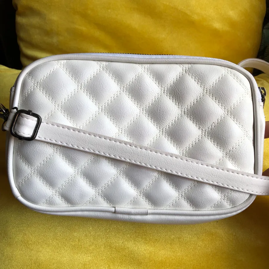 کیف طرح شنل