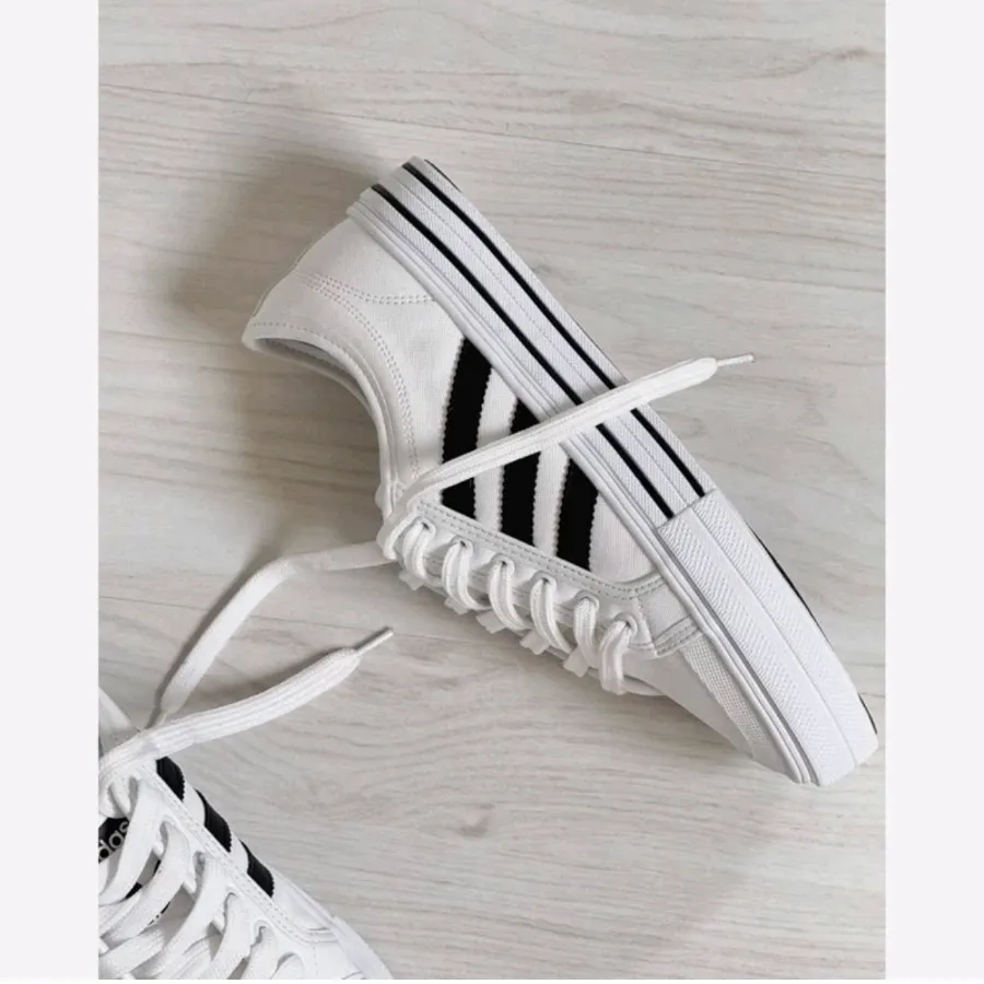 کفش کتونی زنانه