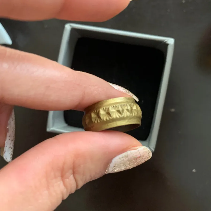 انگشتر ترک طلایی خاکی