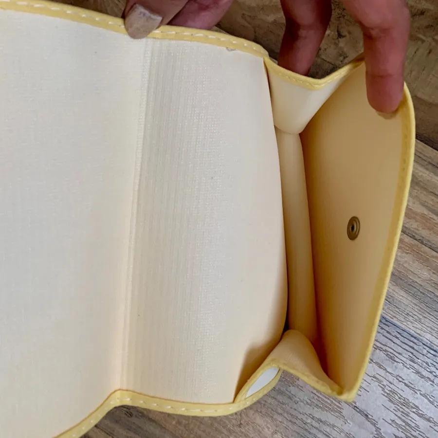 کیف کارت و مدارک