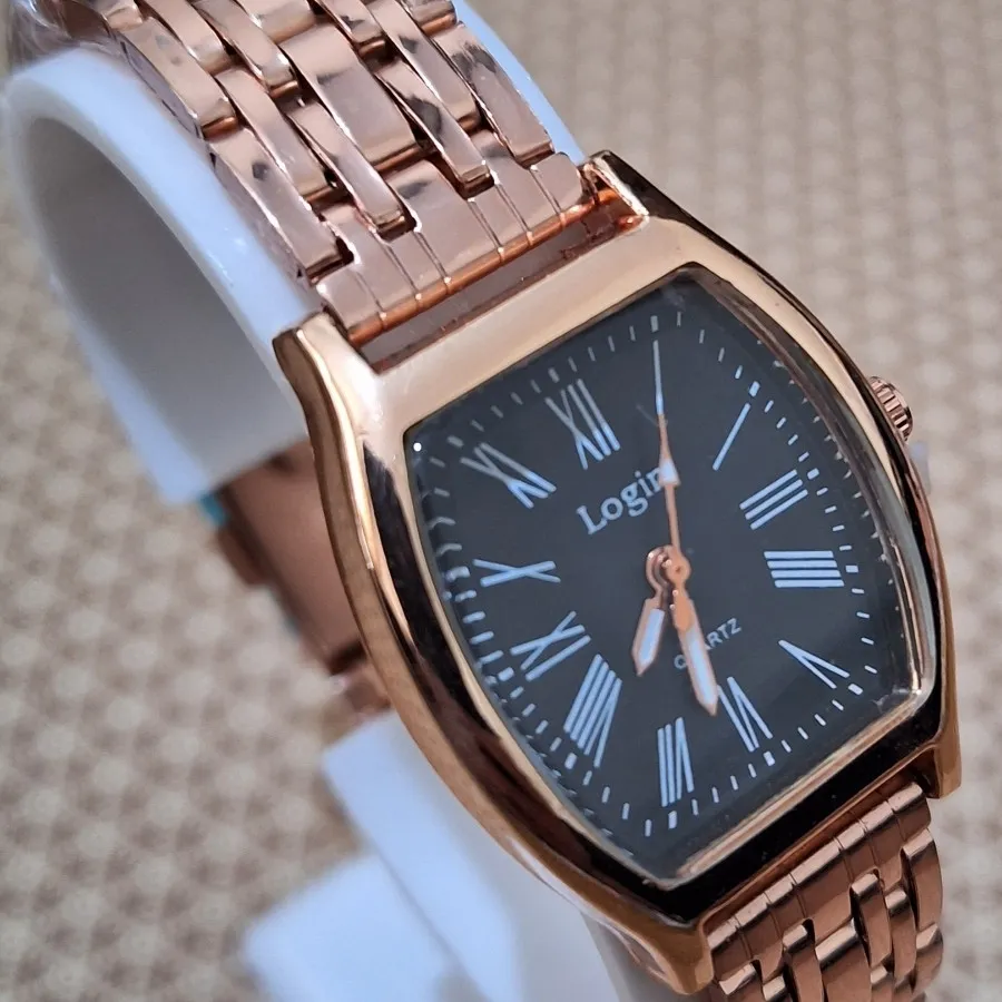 ساعت زنانه LOGIN