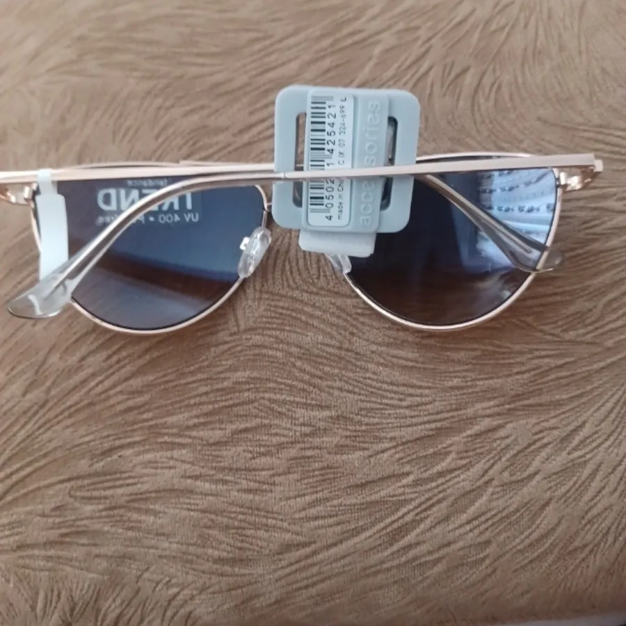 عینک آفتابی