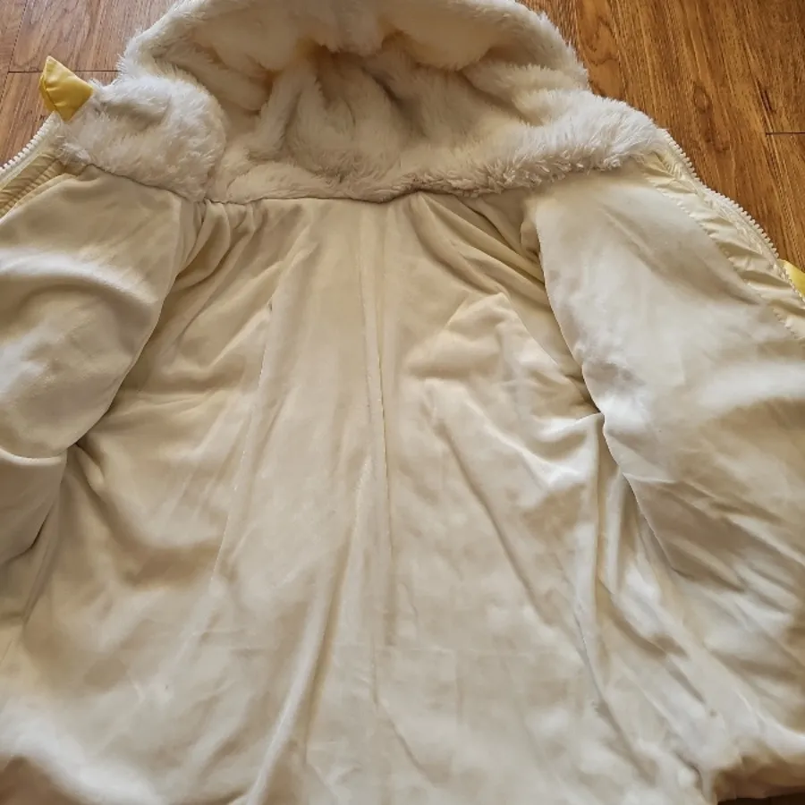 کاپشن اردکی کودک تو خز