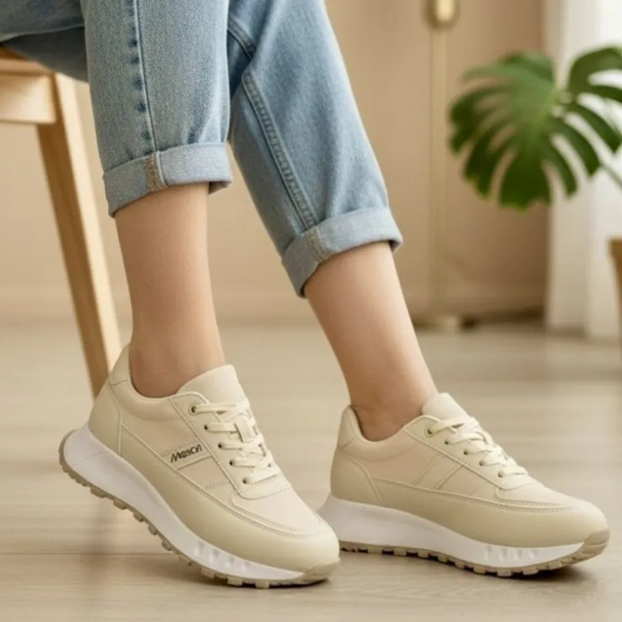 کتونی زنانه کیفیت عاالی