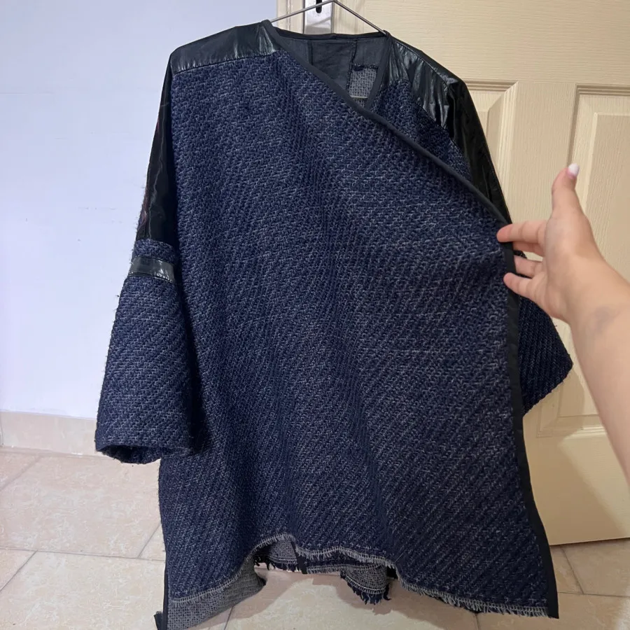 پانچو یا شنل مزونی