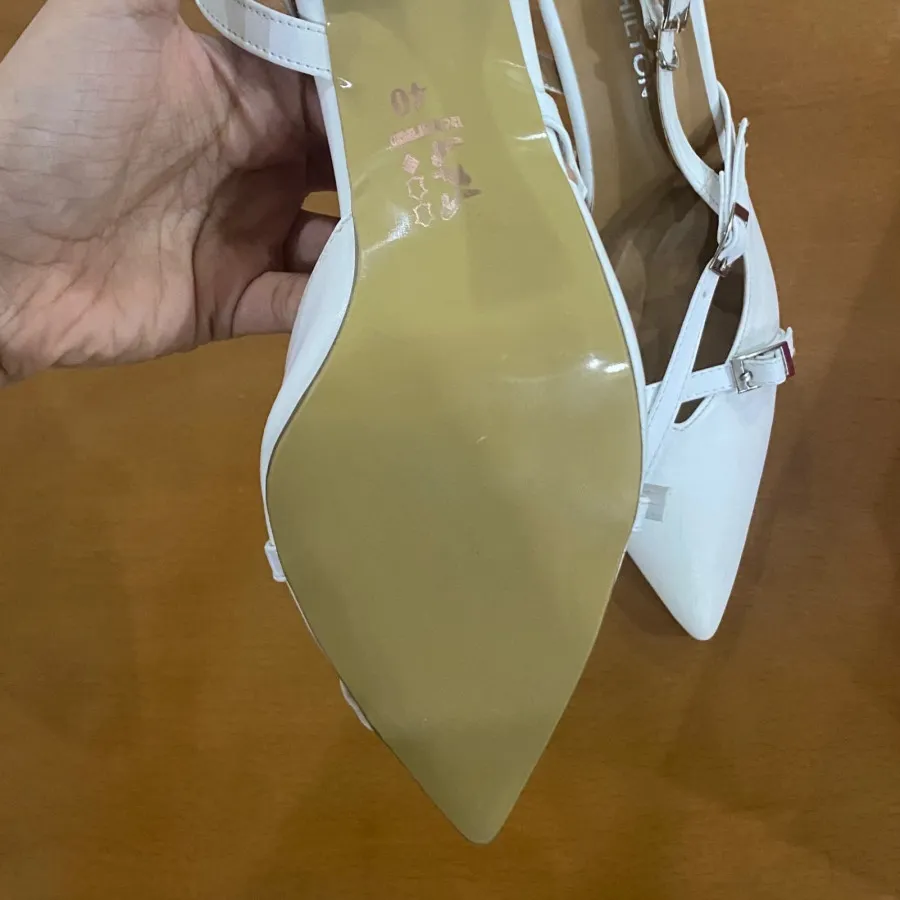 کفش پاشنه بلند