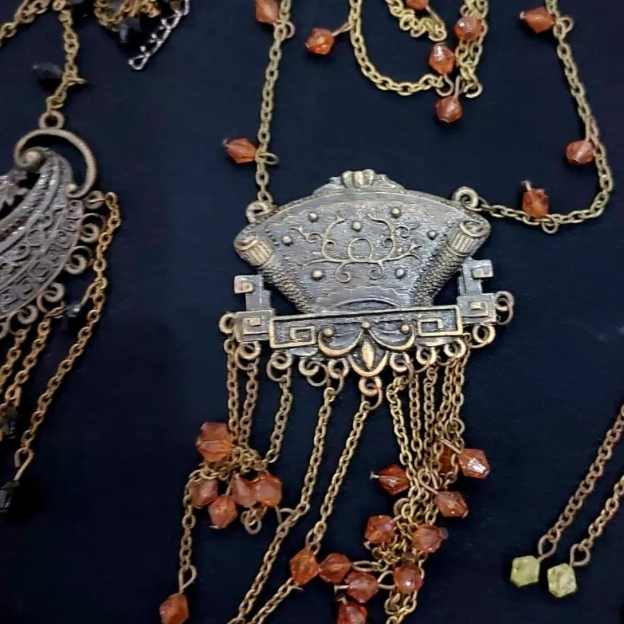 ست گردنبند و گوشواره