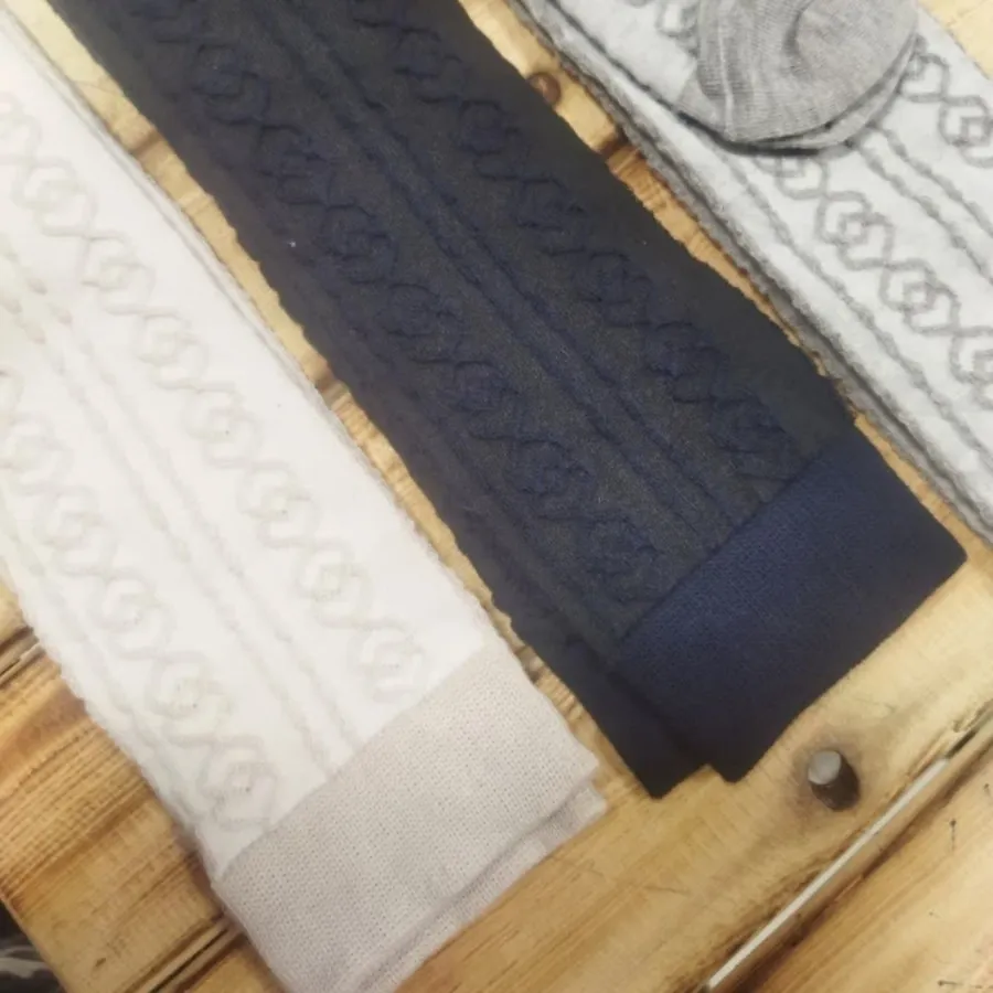 جوراب بلند تا زیرزانو