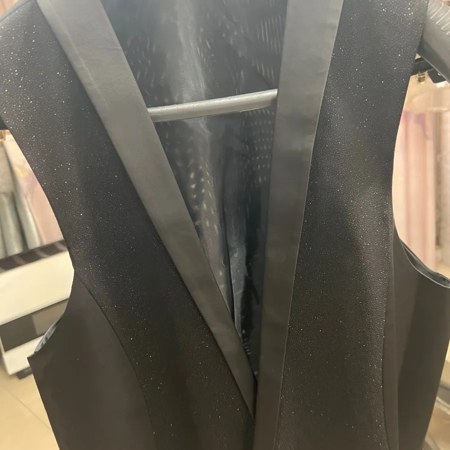 کت تک و جلیقه و کراوات