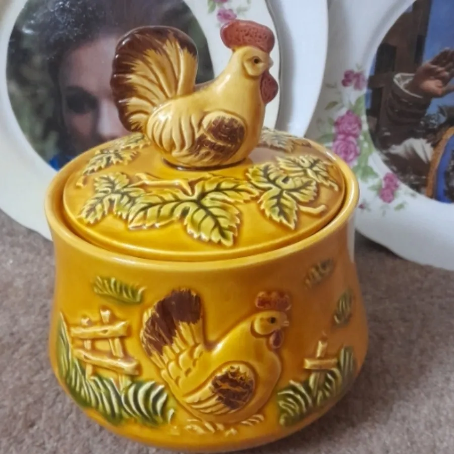 شکلات خوری ژآپنی قدیمی