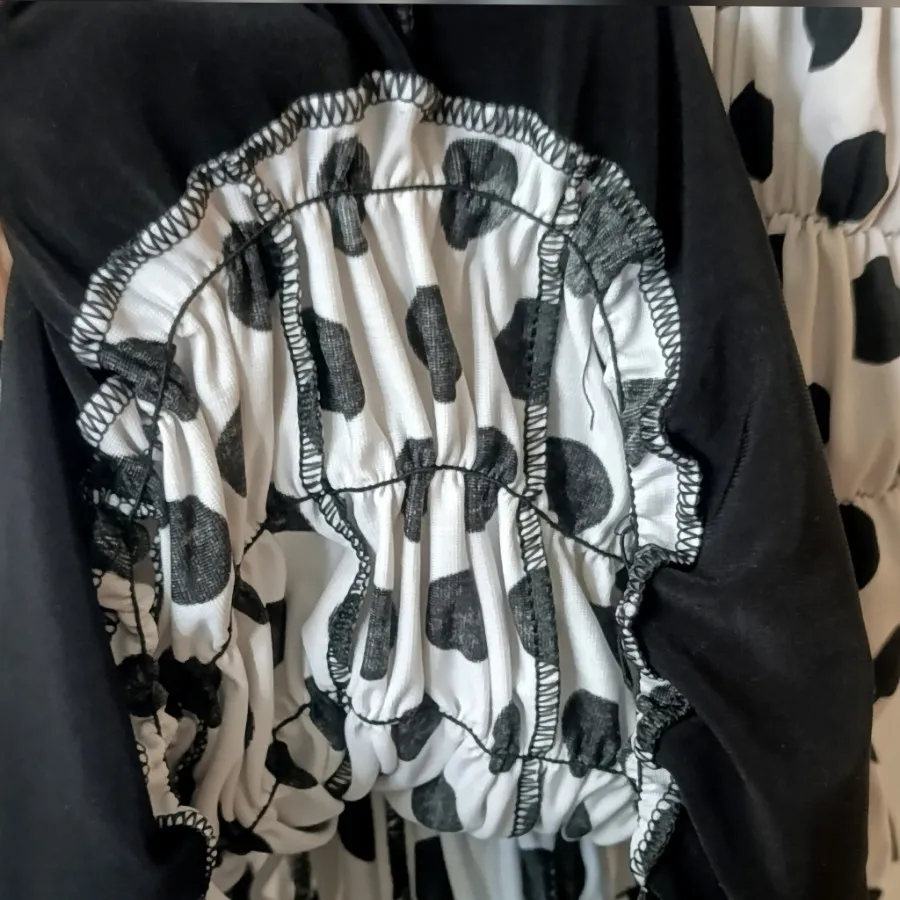 تاپ سفید مشکی