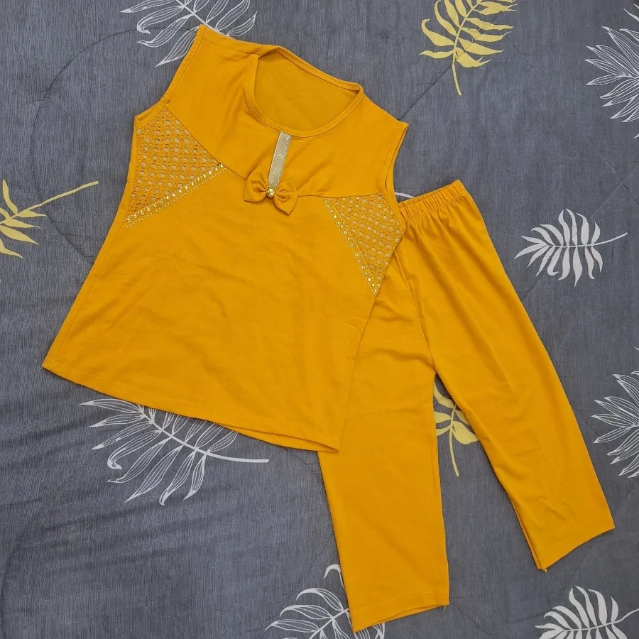 دو عدد تاپ شلوارک