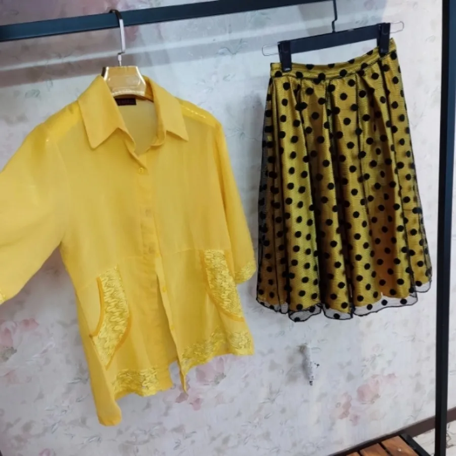 شومیز و دامن