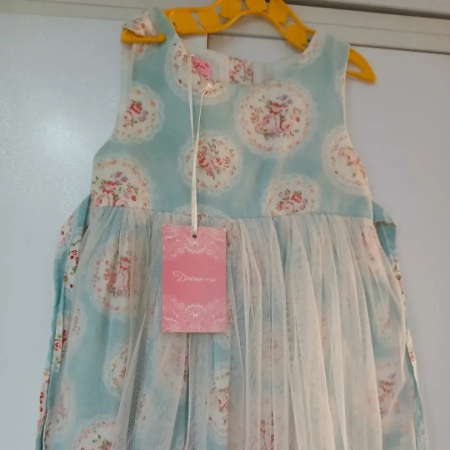 دو دست پیراهن دخترانه