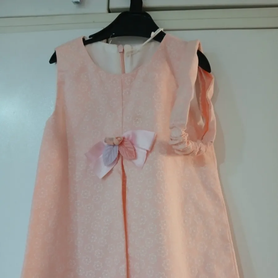 دو دست پیراهن دخترانه