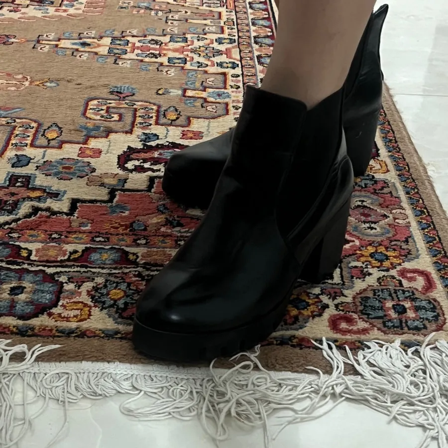 بوت خارجی چرم