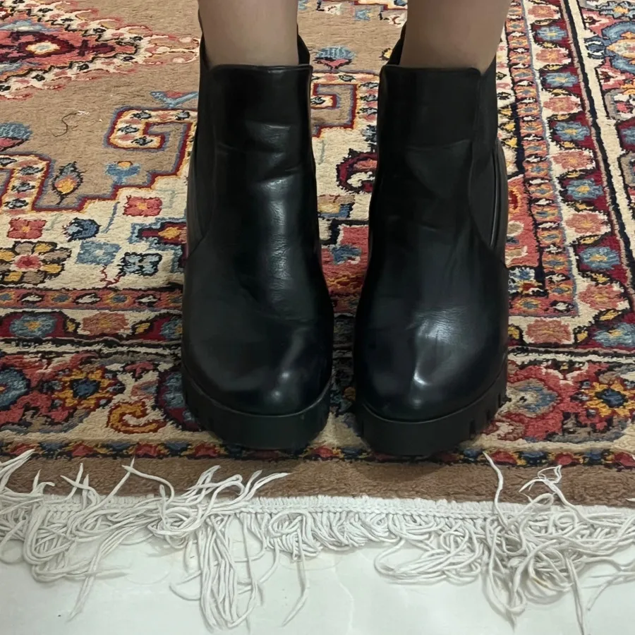 بوت خارجی چرم