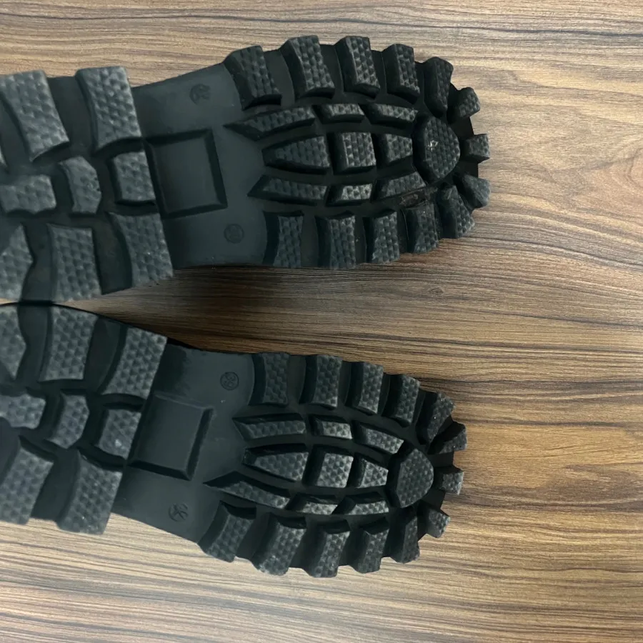 نیم بوت لژ دار