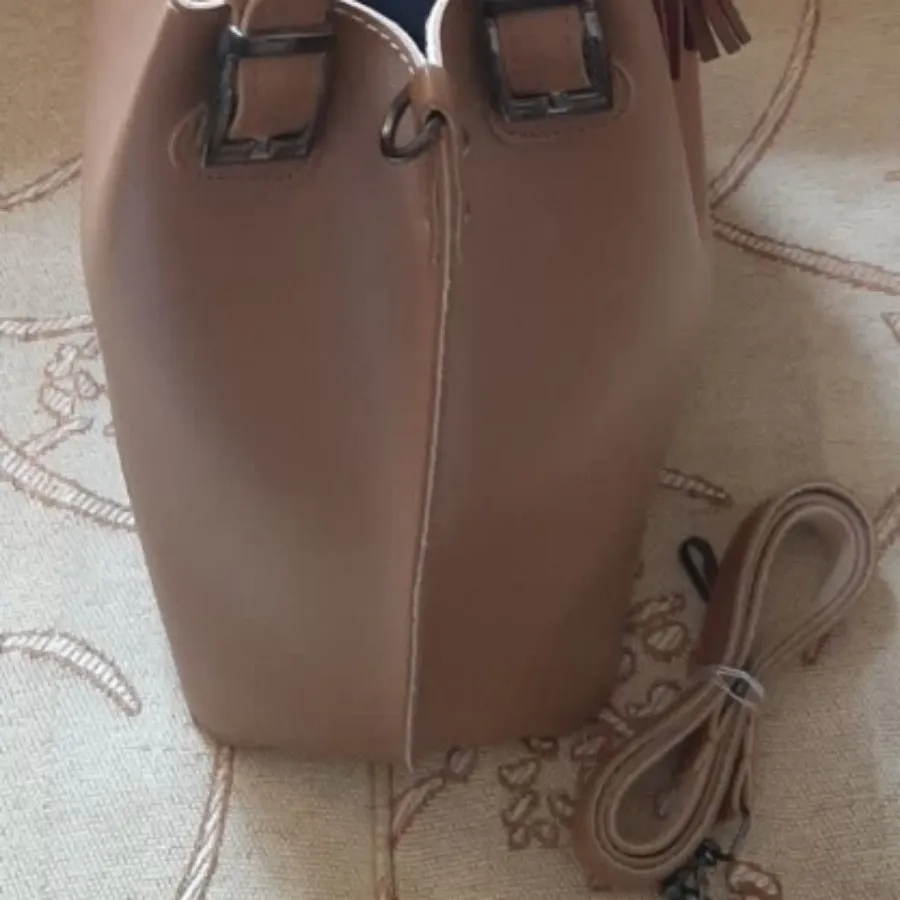 کیف زارا کرم کاراملی