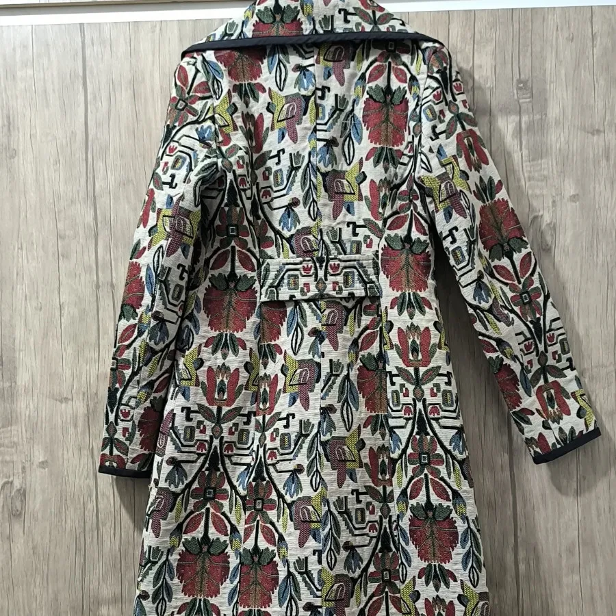 پالتو تمام سوزندوزی