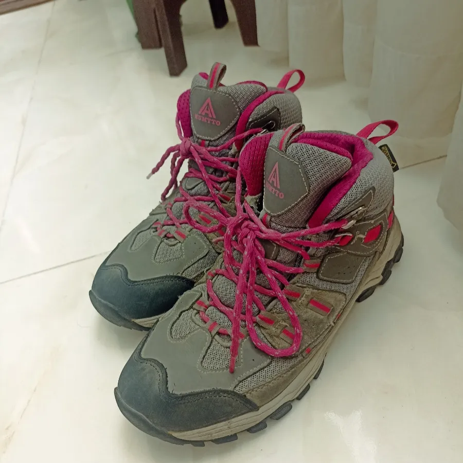 کفش کوهنوردی هامتو