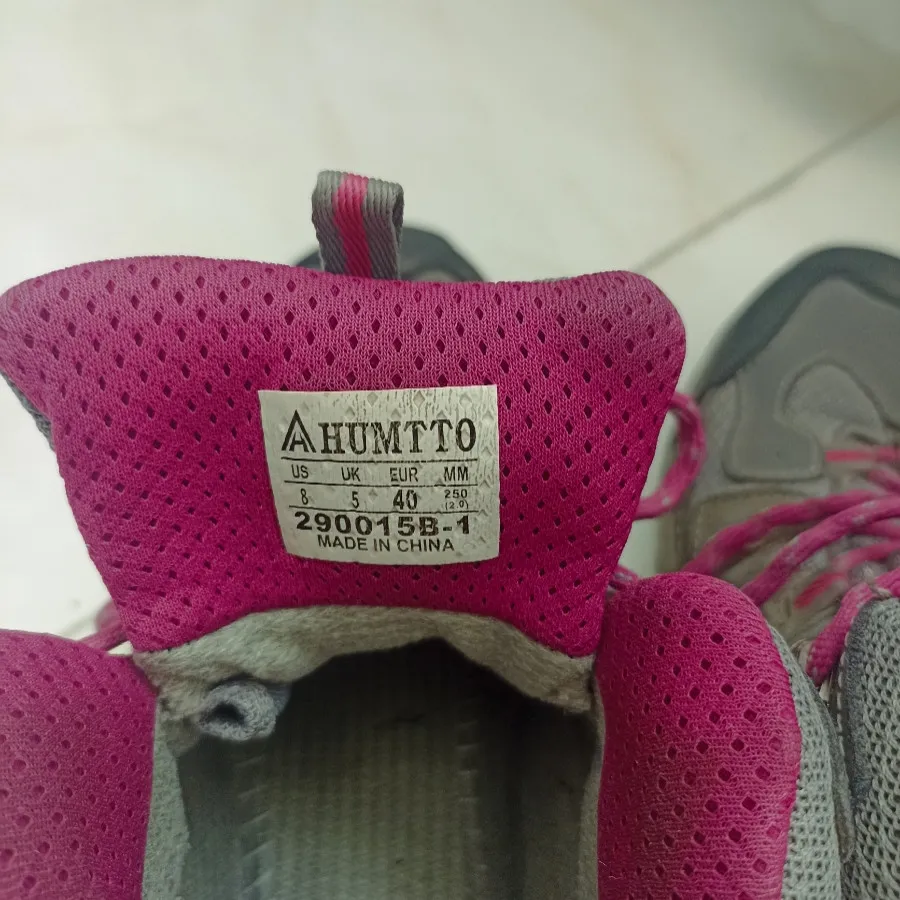 کفش کوهنوردی هامتو