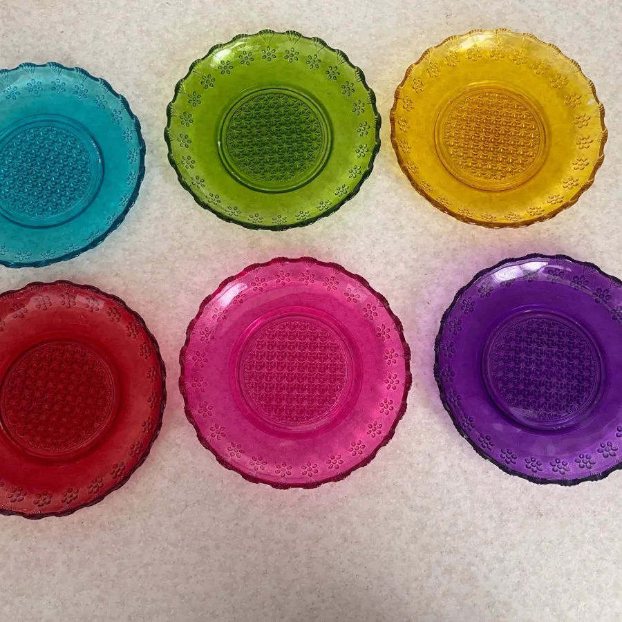 پیش‌دستی شیرینی‌