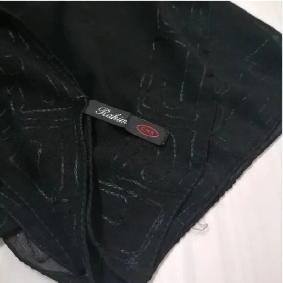 شال حریر مشکی