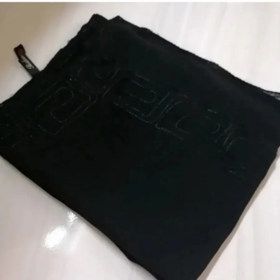 شال حریر مشکی