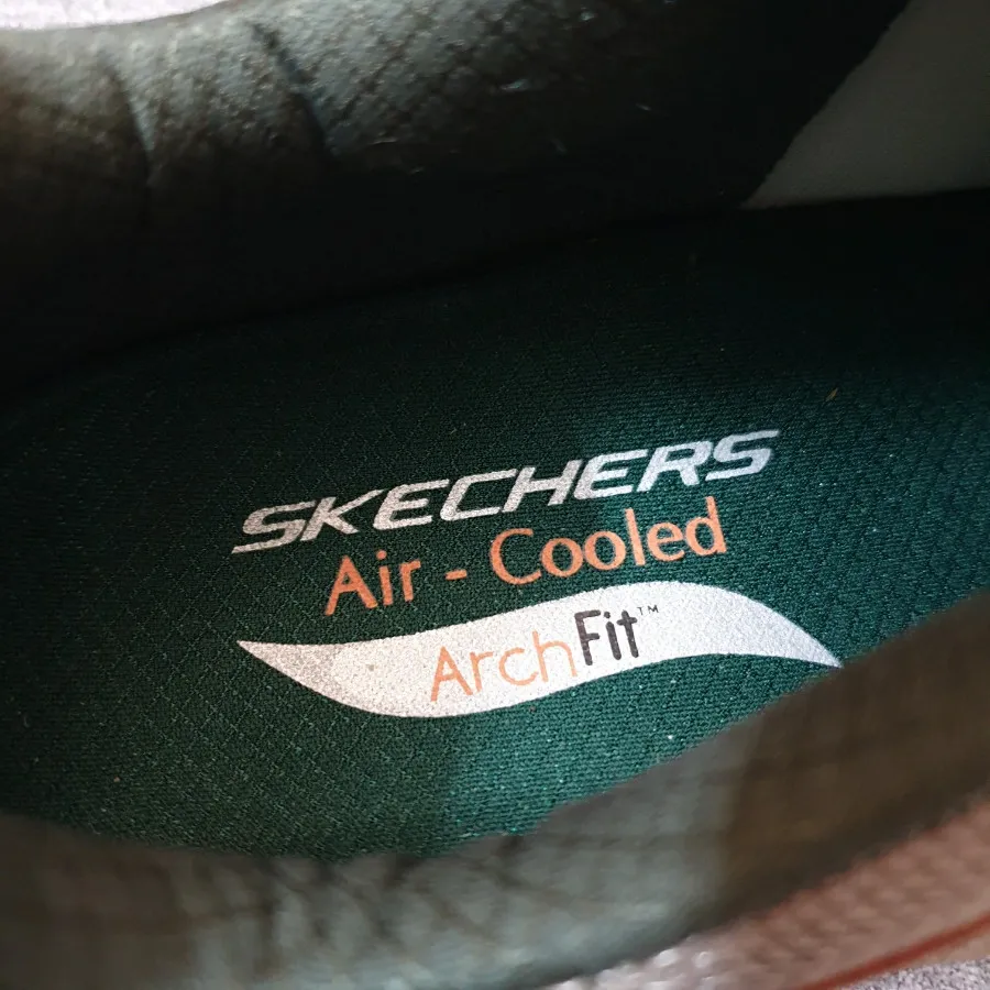 کتونی یونیسکس اسکیچرز