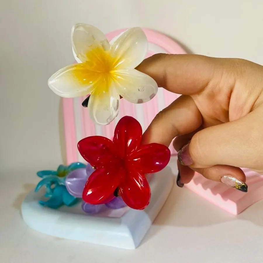 کلیپس پلومریا