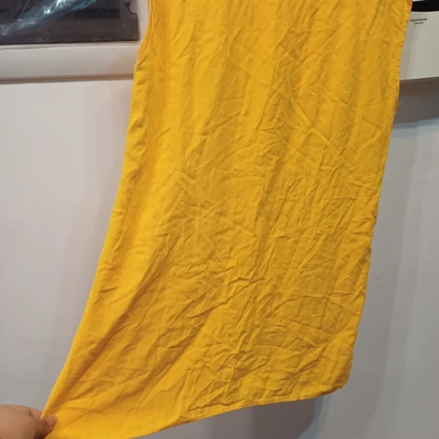 تاپ بلند دکمه دار