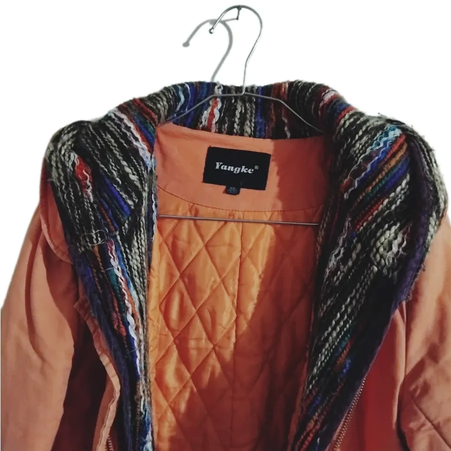 کاپشن کلاه دار