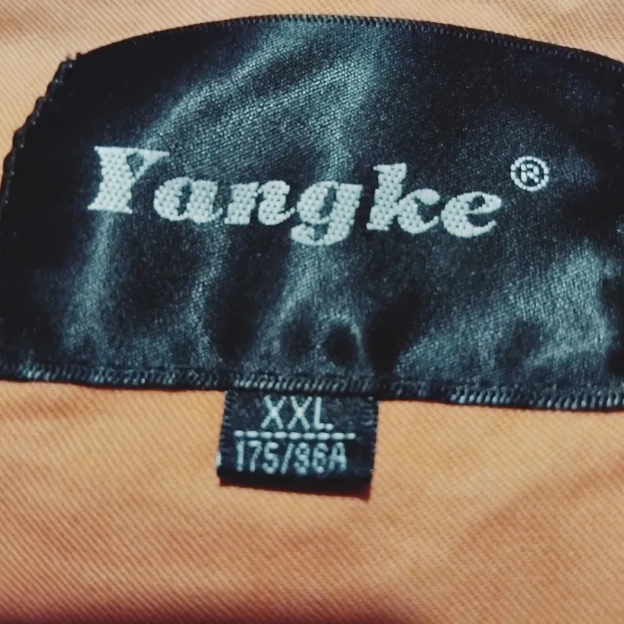 کاپشن کلاه دار