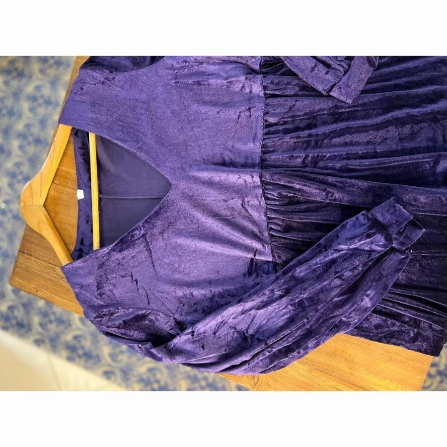 پیراهن مخمل