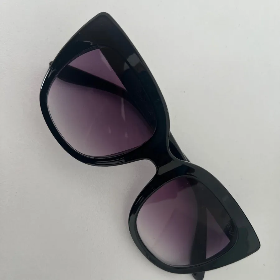 عینک فندی کپی