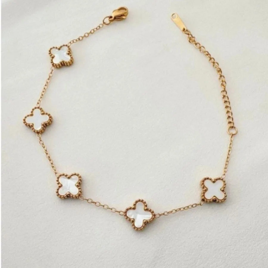 دستبند ونکلیف شیک?