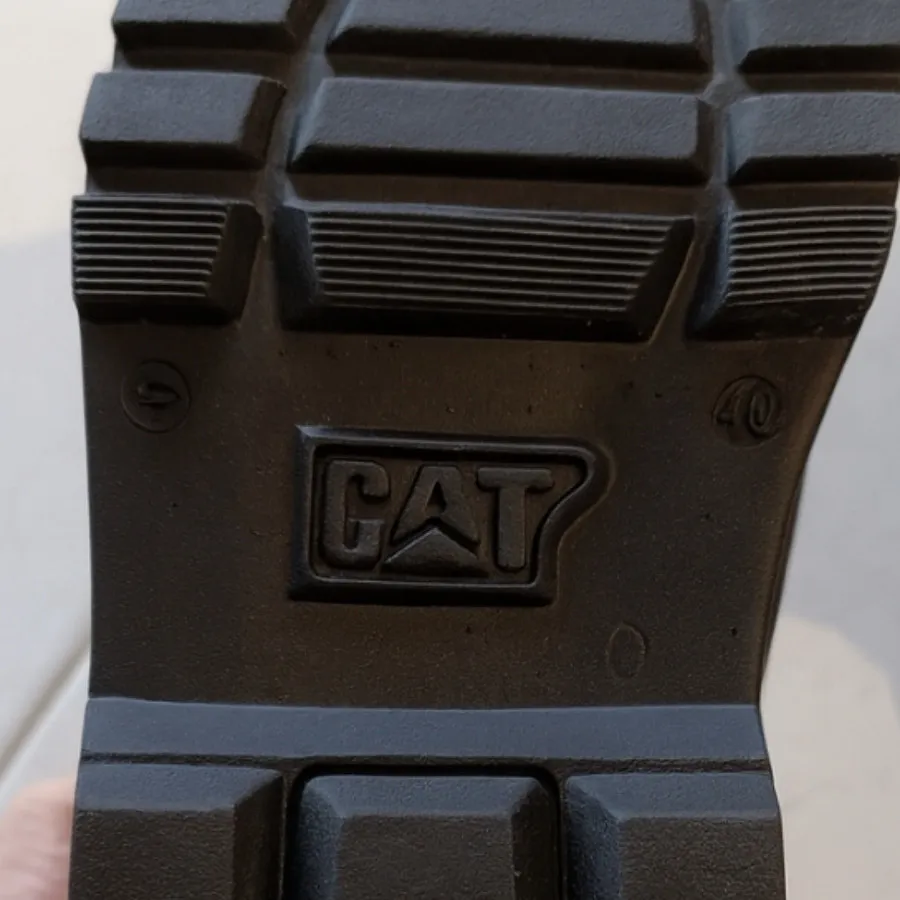 بوت CAT (Caterpillar) ✨