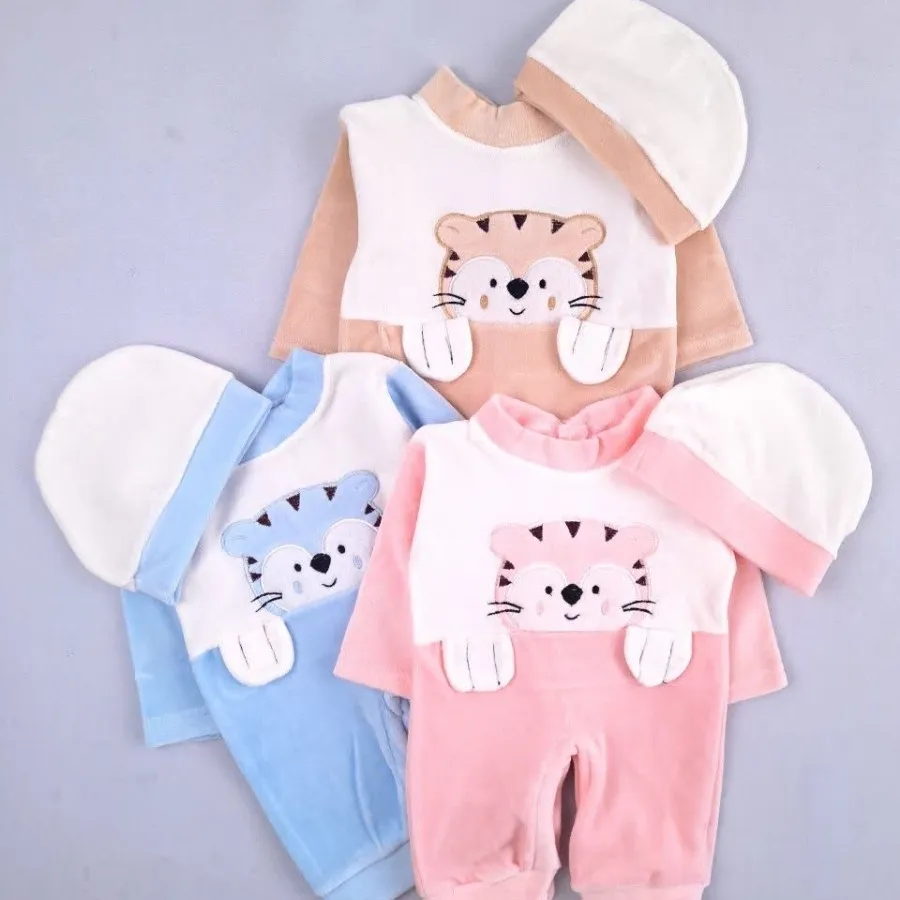 سرهمی و کلاه مخمل ببر ?